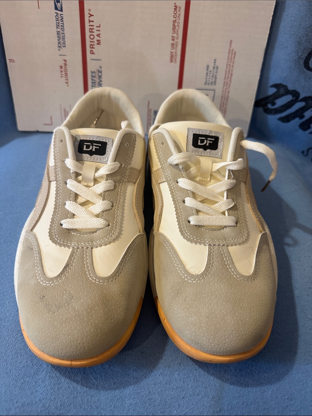 DF Men's Sneakers in Beige and White with Gum Sole